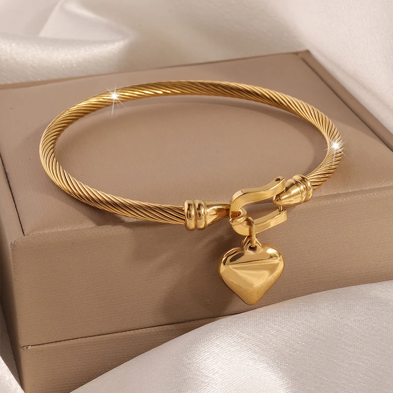 HEART PENDANT BRACELET - GOLD - Image 3